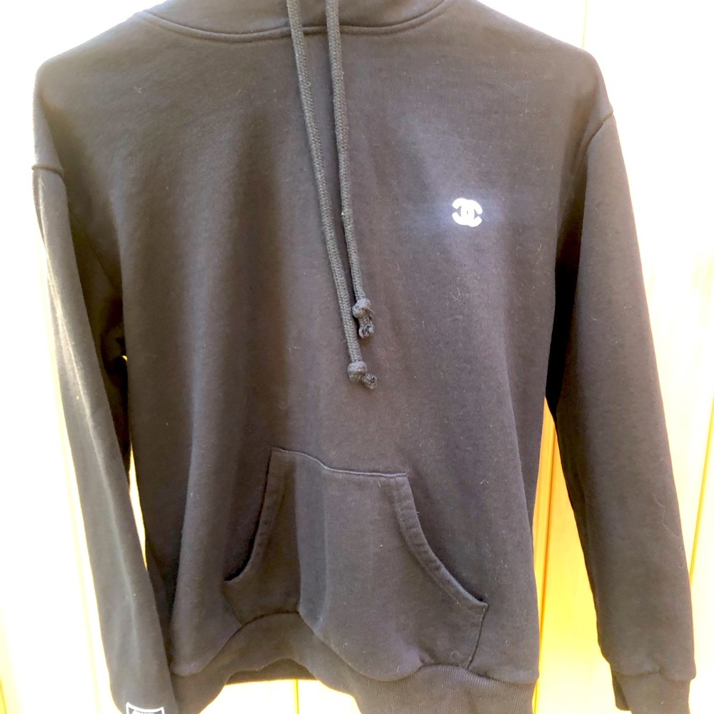 Chanel Black Sweatshirt Small